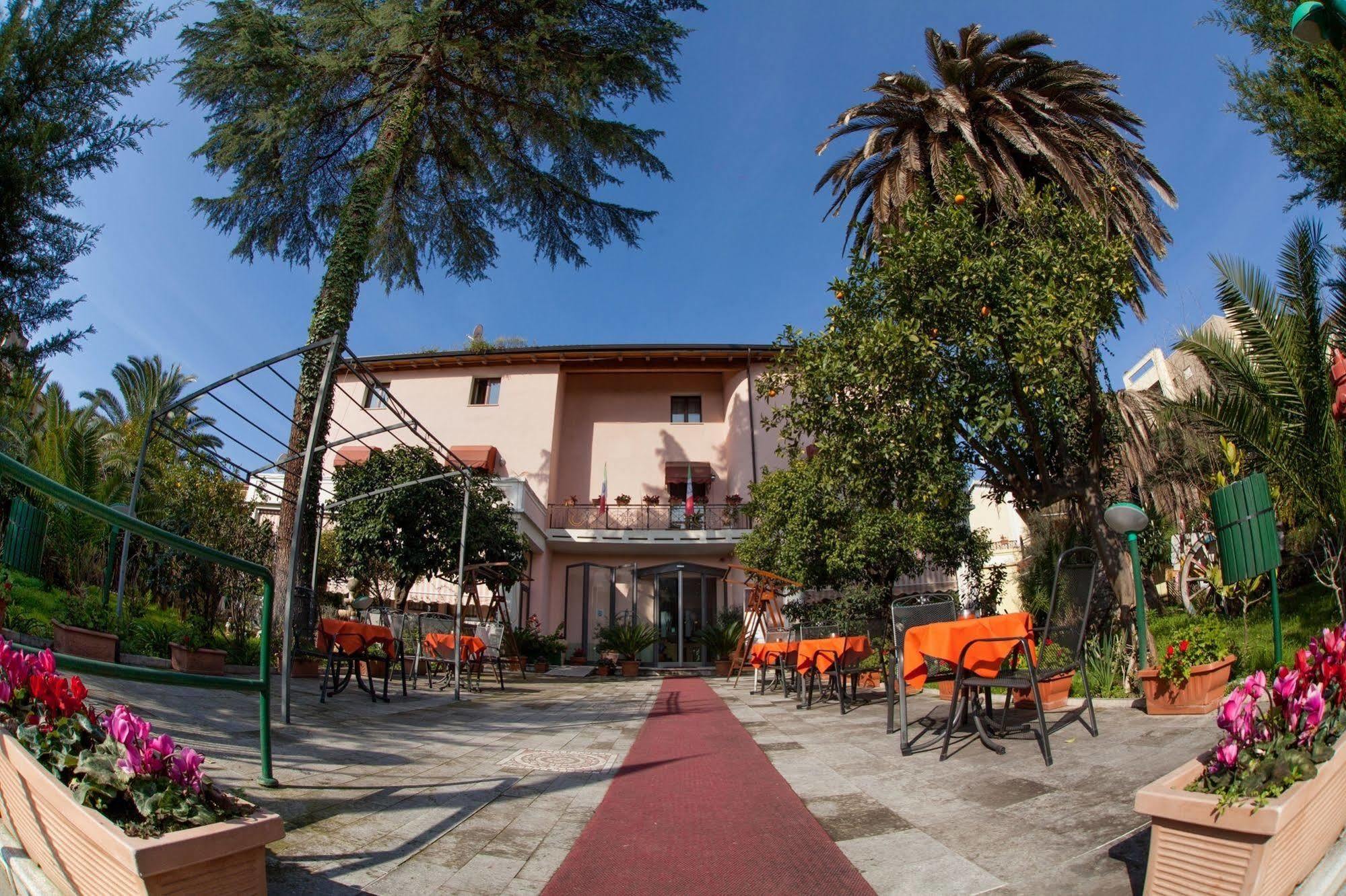 Hotel Fattoria Stocchi Quattromiglio Exterior photo